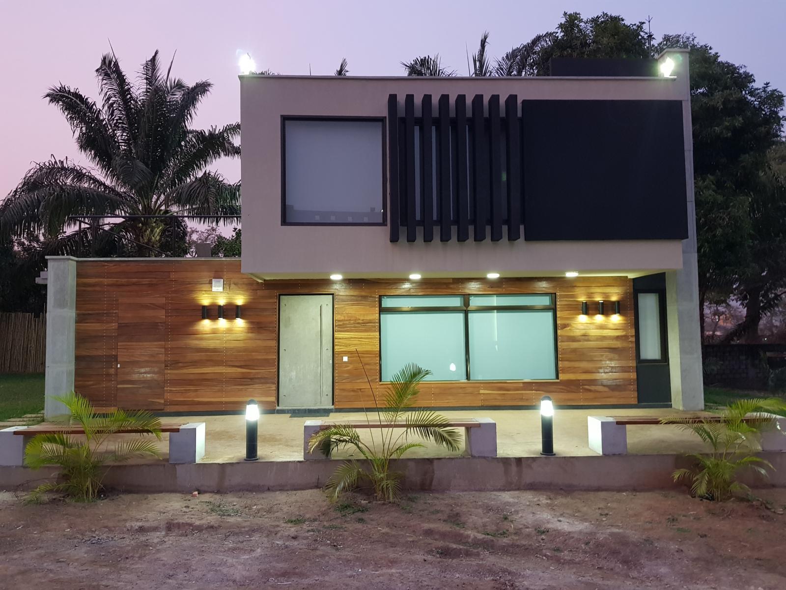 This modern  home  in Abuja was built in just 8 weeks using shipping containers  